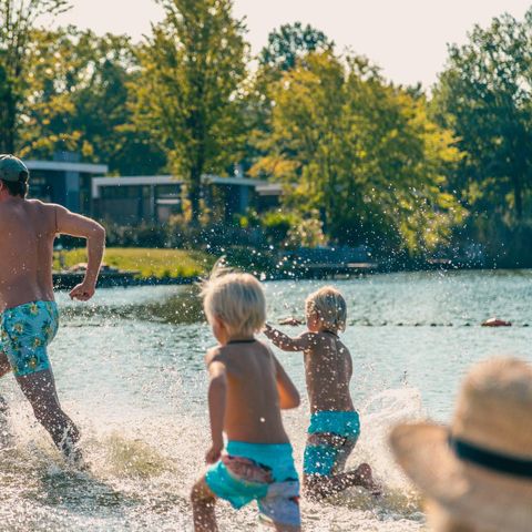 STAANPLAATS - Comfort privésanitair
