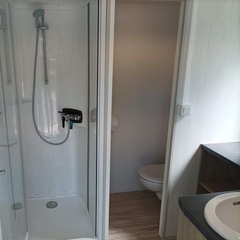 STAANPLAATS - Comfort privésanitair