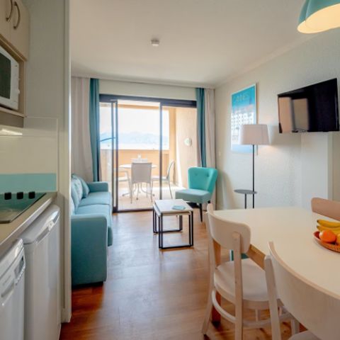 Studio 4 personen - 1 sleeping - Alcove - Air-conditioned - Terrace or balcony - Sea view