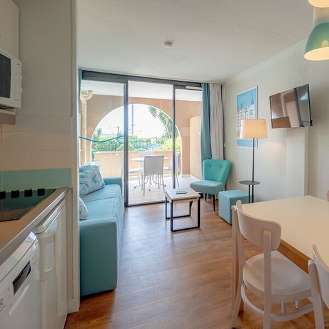 Appartement 4 personen - 1 bedroom - Air-conditioned - Terrace or balcony