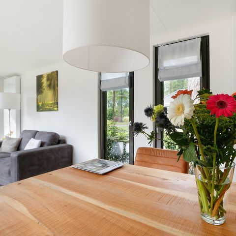 Bungalow 4 personen - Boslodge met privé sauna en hottub