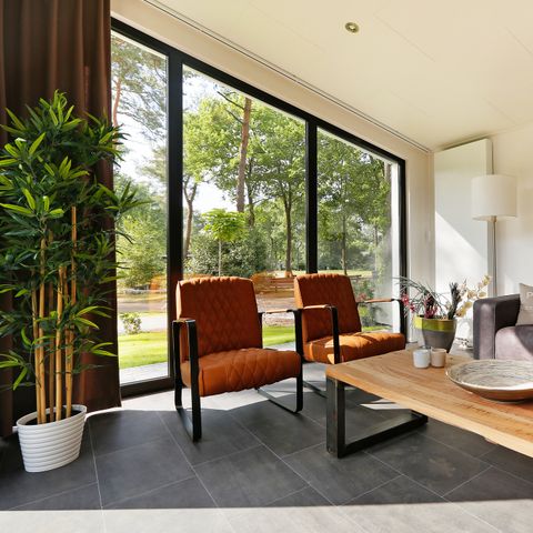 Bungalow 4 personen - Boslodge met privé sauna en hottub
