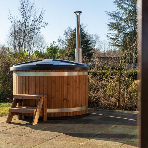 LODGE 4 personen - Bos Lodge met privé-sauna en hottub - 4 persoons