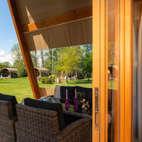 Safaritent 3 personen - Twentse tentsuite XL met privé sanitair