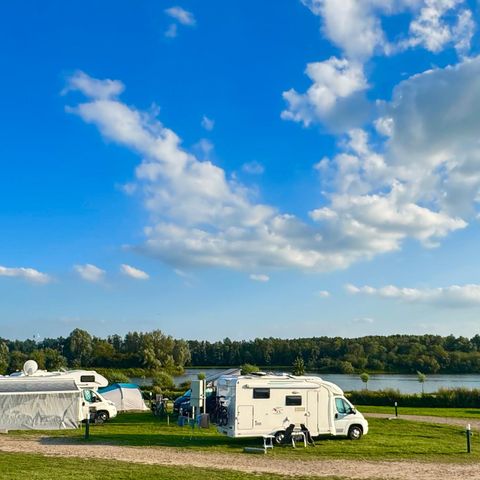 STAANPLAATS - Camperplaats Comfort