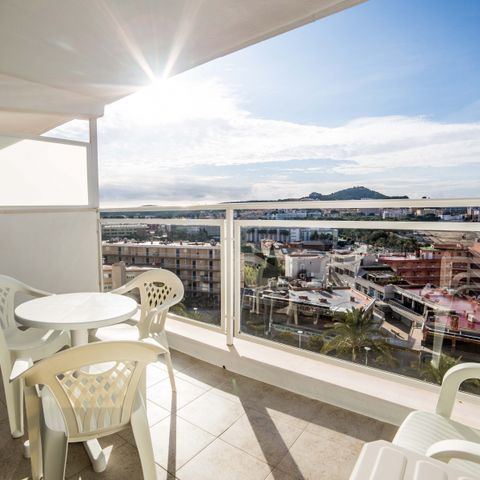 Appartement 5 personen - Standard Sea View (max. 4 adults)