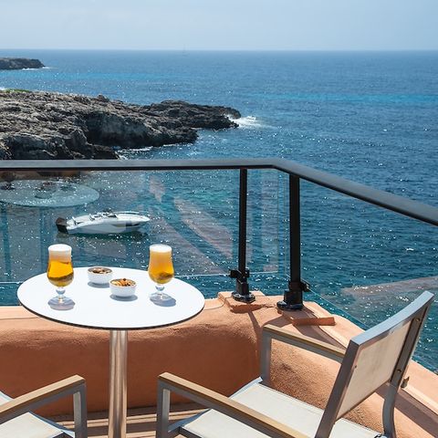 Hotelkamer 2 personen - Tweepersoons Superior - Terras - Uitzicht op zee - Ontbijt inbegrepen