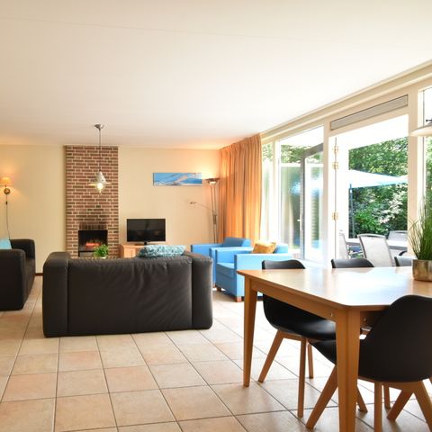Bungalow 6 personen - D