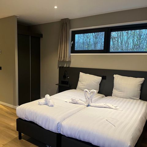 VAKANTIEHUIS 10 personen - L-cube geschakeld sauna 10