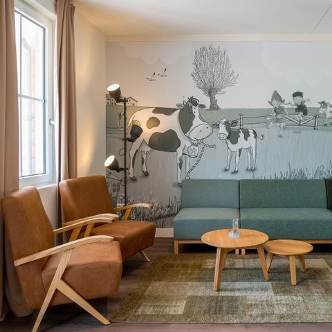 VAKANTIEHUIS 8 personen - Luxe Dorpsstraat Rosa de Koe