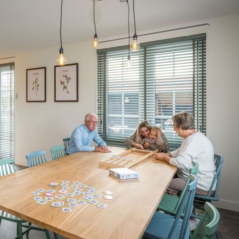 VAKANTIEHUIS 14 personen - Luxe Wellnessboerderij