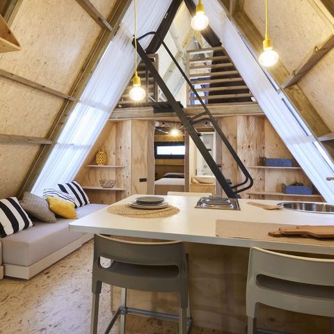 LANDHUIS 4 personen - Luxury Hottub Cabin