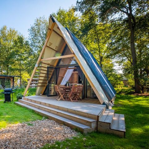 LANDHUIS 4 personen - Luxury Hottub Cabin