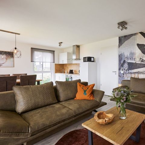 APPARTEMENT 5 personen - sfeervol aan de piste ski-in ski-out