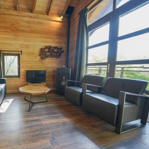 UNIEKE ACCOMMODATIE 6 personen - Boomhut XXL Hottub