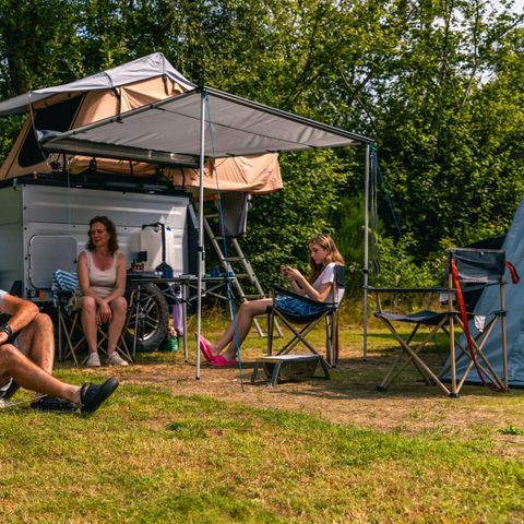 STAANPLAATS - Kampeerplaats Comfort