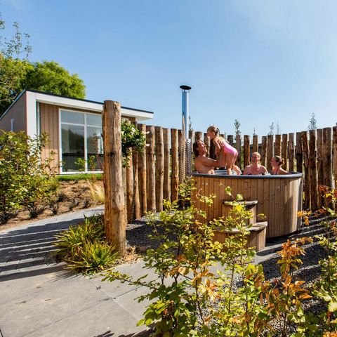 Bungalow 5 personen - Veluwe hoeve 2+3 Hottub