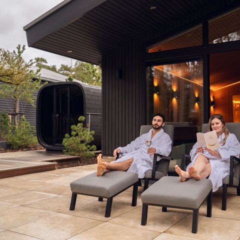 VAKANTIEHUIS 2 personen - Wellness Suite met Hottub, 2 Sauna's & Massagebedden