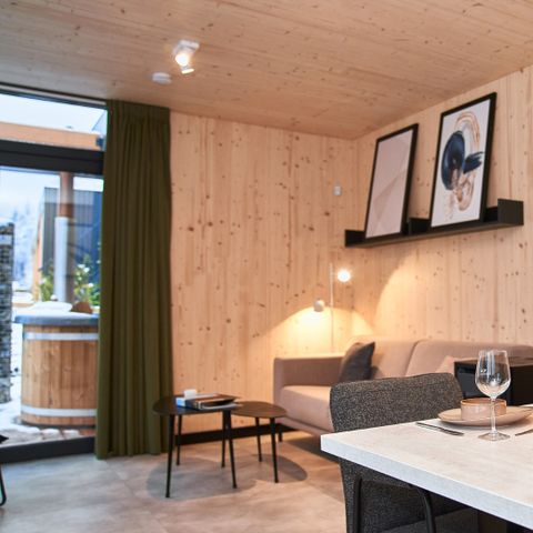 LANDHUIS 4 personen - Wellness cottage met hot tub
