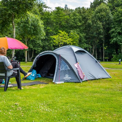 STAANPLAATS -  Standaard
