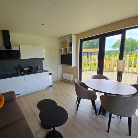 LODGE 2 personen - Waterlodge met hottub