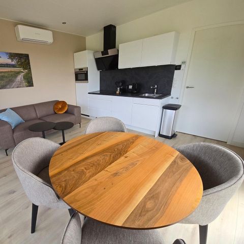 LODGE 2 personen - Waterlodge met hottub