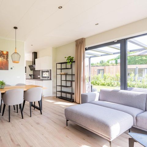 LODGE 6 personen - Waterlodge 6 Deluxe met sauna en hottub