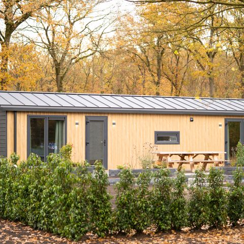 Lodge 4 personen - Aekinger omheinde tuin en hottub