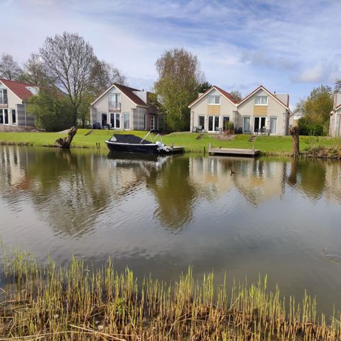 Bungalow 4 personen - Schakel+