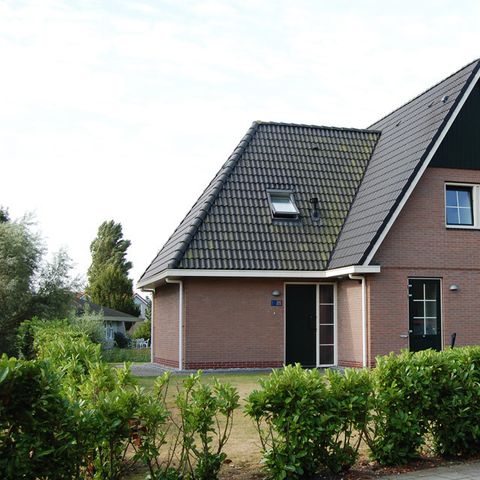 Groepsaccommodatie 12 personen - Beachvilla XL met Wellness bubbelbad