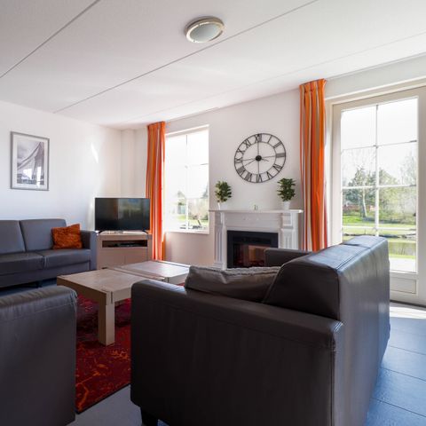 VAKANTIEHUIS 12 personen - Beachvilla XL met Wellness bubbelbad