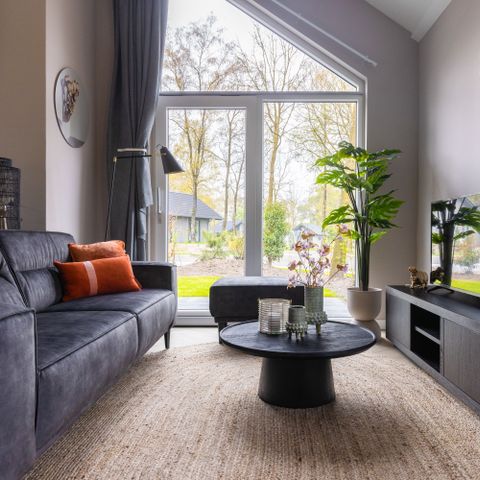 VAKANTIEHUIS 6 personen - Ecovilla Waterzicht Comfort met Sauna & Buitendouche 