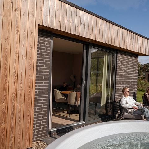 VAKANTIEHUIS 2 personen - Amalia met sauna en hottub