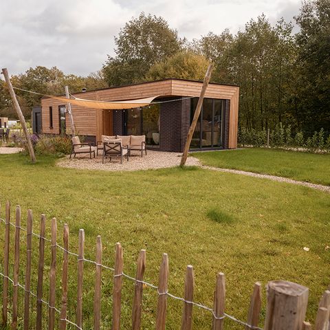 VAKANTIEHUIS 4 personen - Amalia met hondenhek, sauna en hottub