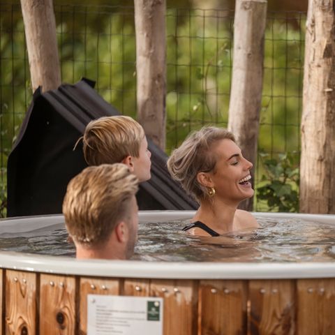 VAKANTIEHUIS 6 personen - Amalia 6 met hottub