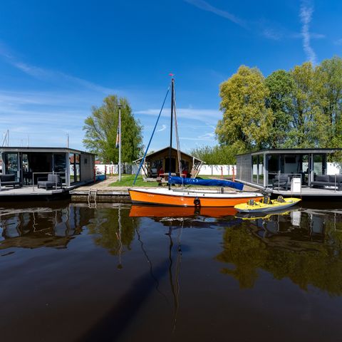 Accommodatie 4 personen - Houseboat Heeg