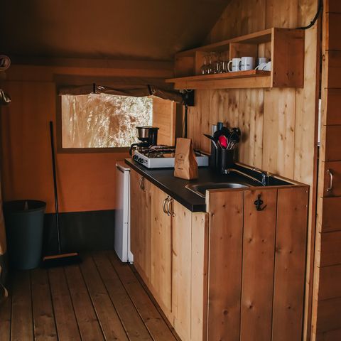 Safaritent 4 personen - incl. sanitair BOS