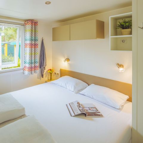 Stacaravan 7 personen - Premium Plus 3 kamers Lounge
