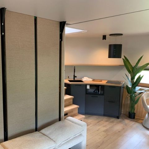 UNIEKE ACCOMMODATIE 2 personen - The Nutshell met hottub en sauna