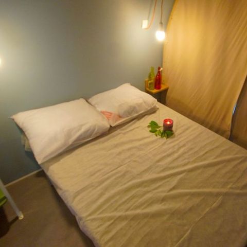BungalowTent 6 personen - Le Petit Chateau