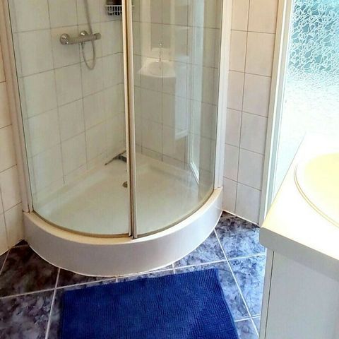 Stacaravan 4 personen - stacaravan/chalet IJsselheide 42