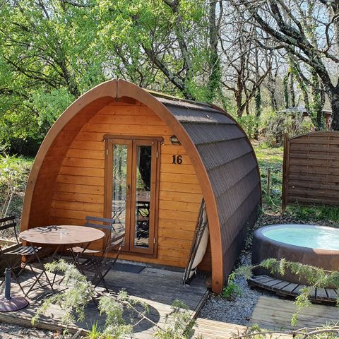 UNIEKE ACCOMMODATIE 3 personen - Boshut met airconditioning ( met ontbijt en onbeperkte toegang tot privé Spa ) / 2 pers inbegrepen