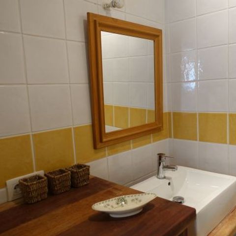 LANDHUIS 4 personen - Buiten het Domaine, dorpshuis Uitgeruste gîte voor 4 personen / optionele toegang tot zwembad