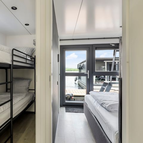 LODGE 6 personen - Houseboat met XL Hottub & Dakterras