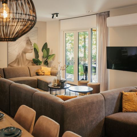 Villa 18 personen - Heide Villa met Hottub & Sauna