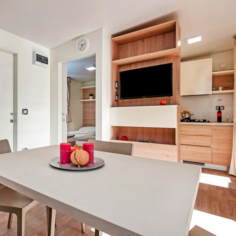 Stacaravan 4 personen - Stacaravan | Comfort XL | 2 slaapkamers | 4 pers | Verhoogd terras | 2 badkamers | Airconditioning | TV