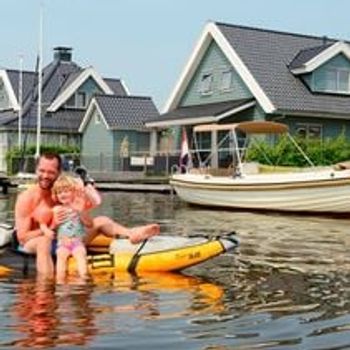 Huisje met boot huren